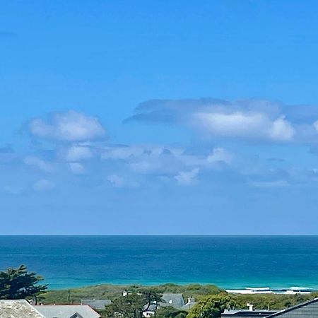 Sea View Apartment, First Floor Saint Merryn Exterior photo